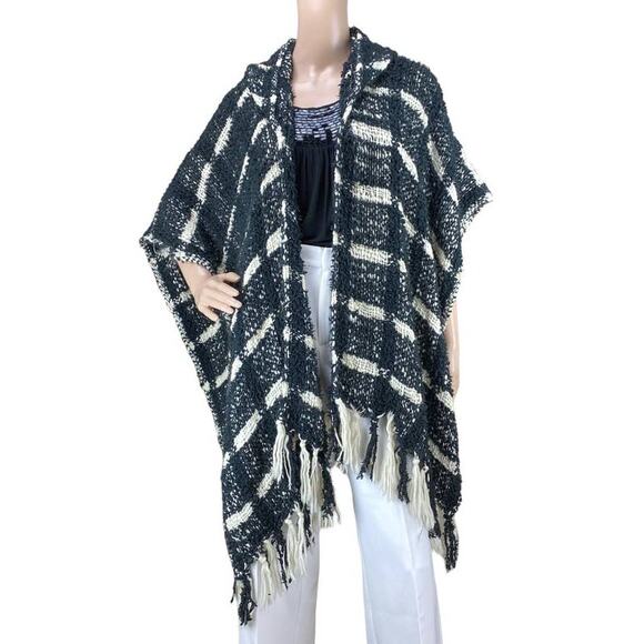 Maurices Women Black White Plaid Fringed Open Front Cardigan Hooded Poncho OS - Picture 1 of 6